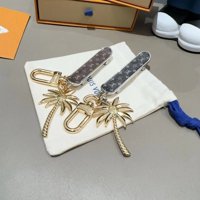 Louis Vuitton Keychains OnTrend 266025