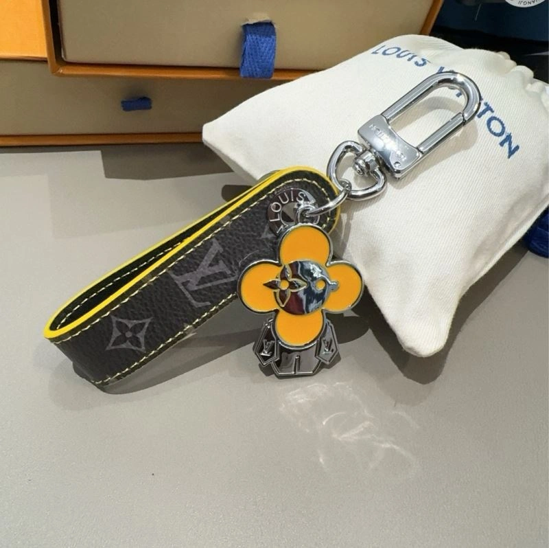 Louis Vuitton Keychains Premium 266008