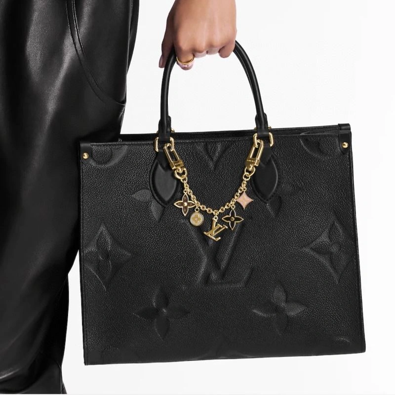 Louis Vuitton Keychains WeatherProof 266020