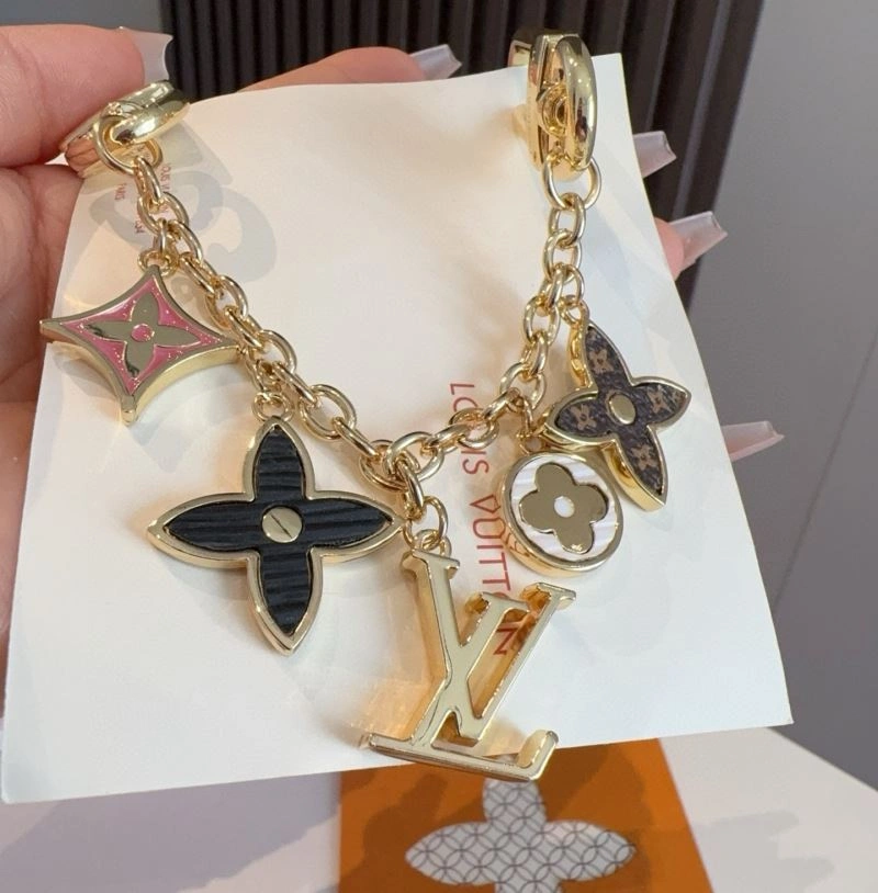 Louis Vuitton Keychains WeatherProof 266020