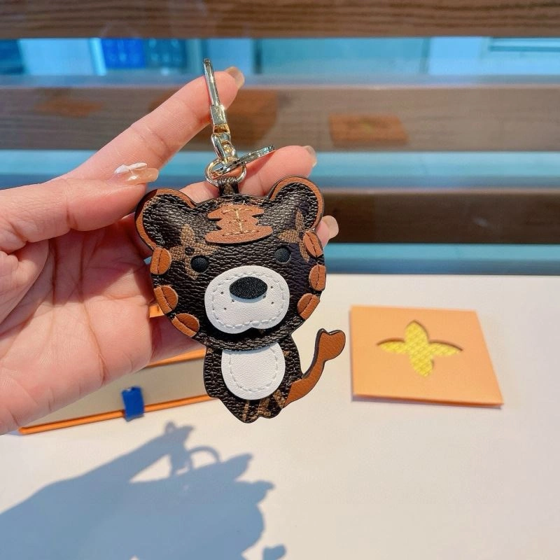 WellDesigned Louis Vuitton Keychains 266014