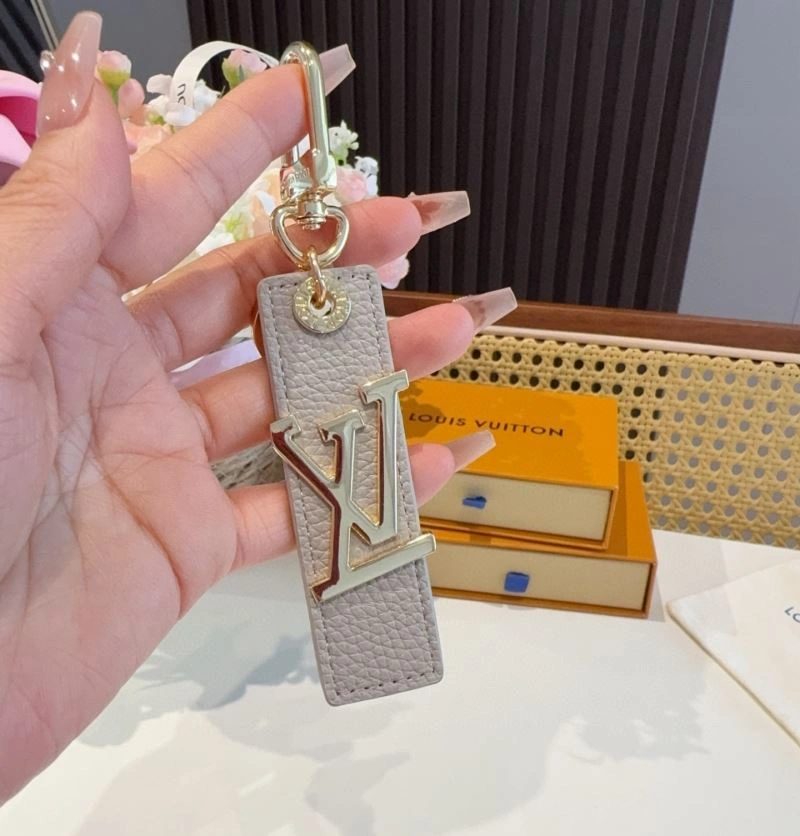 Affordable Louis Vuitton Keychains 266009