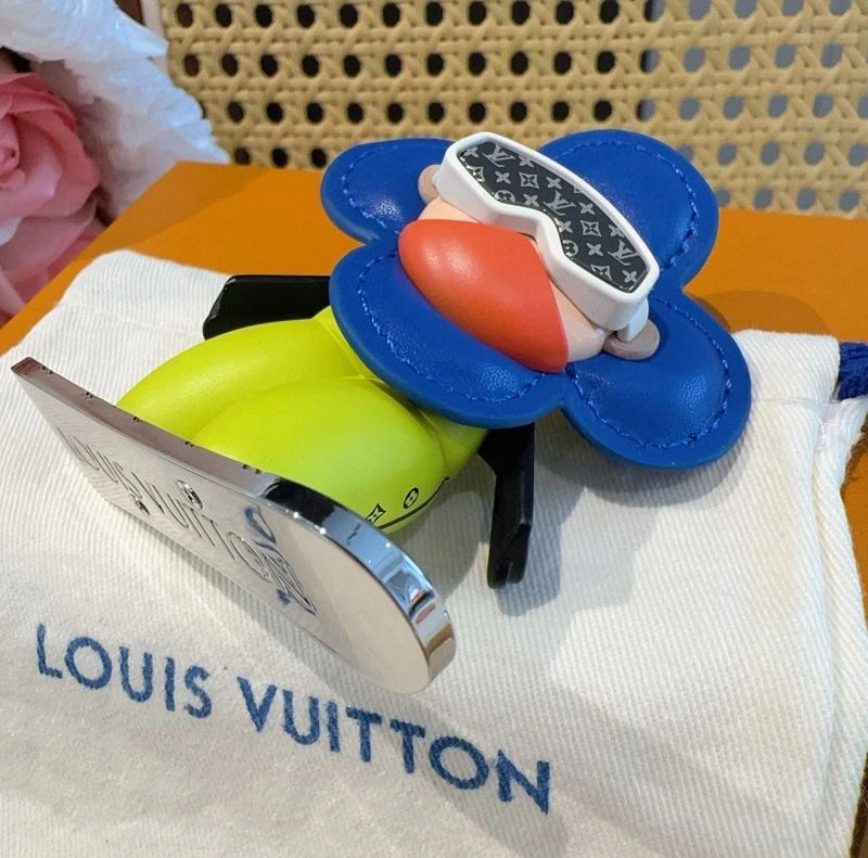 Louis Vuitton Keychains Breathable 266016