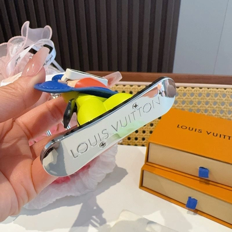 Louis Vuitton Keychains Breathable 266016