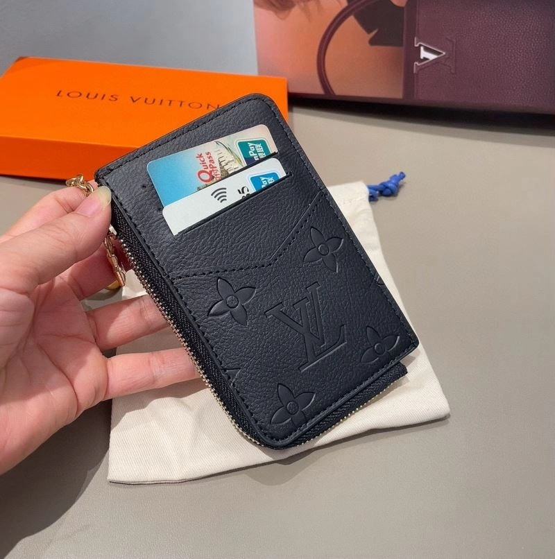 Louis Vuitton Keychains Refined 265998