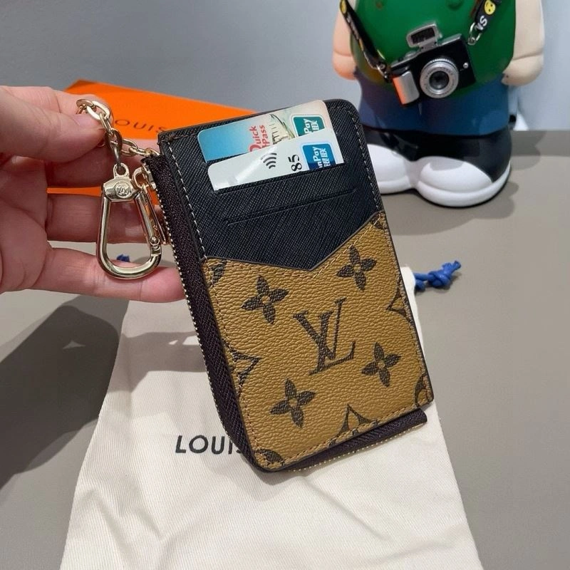 Lightweight Louis Vuitton Keychains 266001