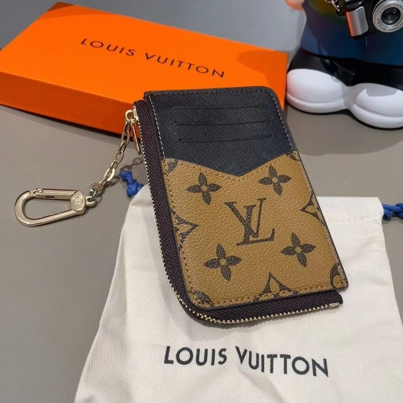 Lightweight Louis Vuitton Keychains 266001