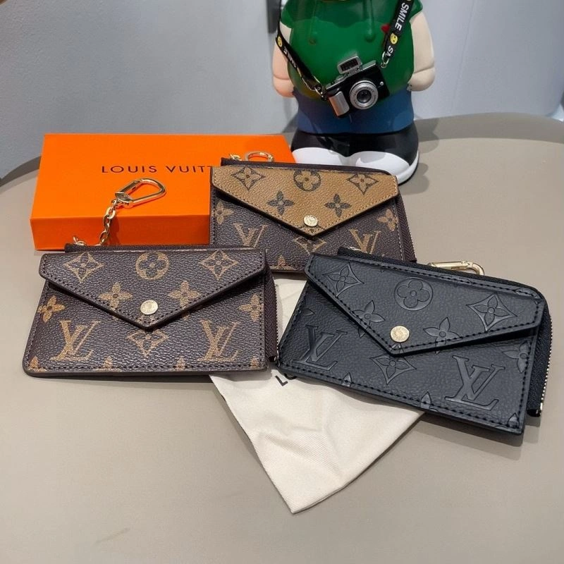 Lightweight Louis Vuitton Keychains 266001