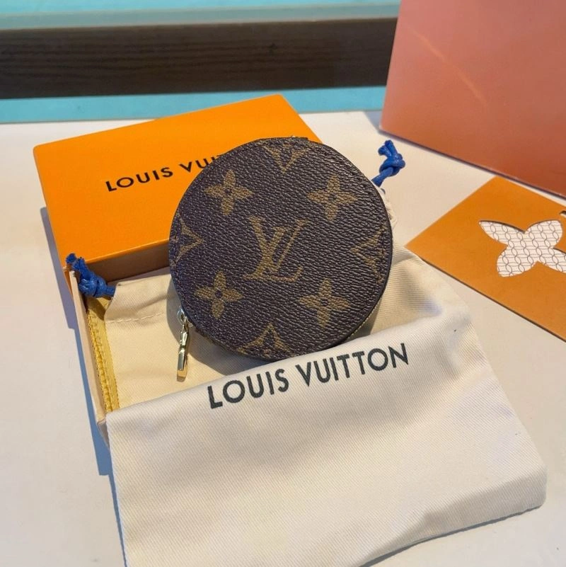 Louis Vuitton Keychains Affordable 266024