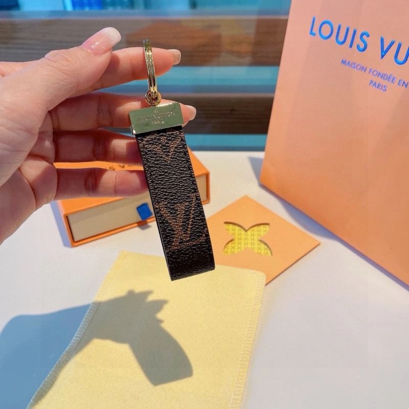 OnTrend Louis Vuitton Keychains 266026