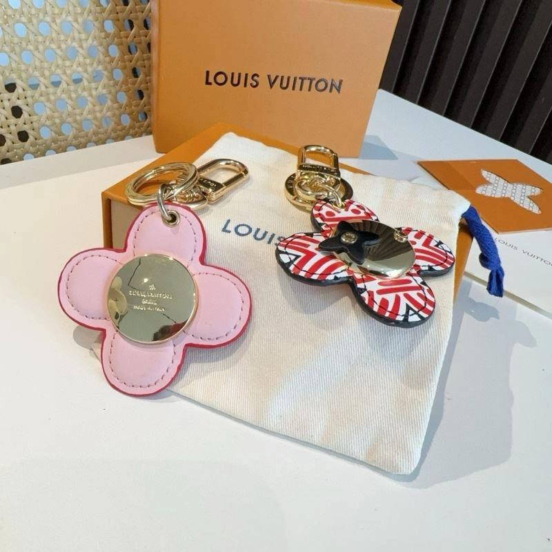 TechFriendly Louis Vuitton Keychains 265993