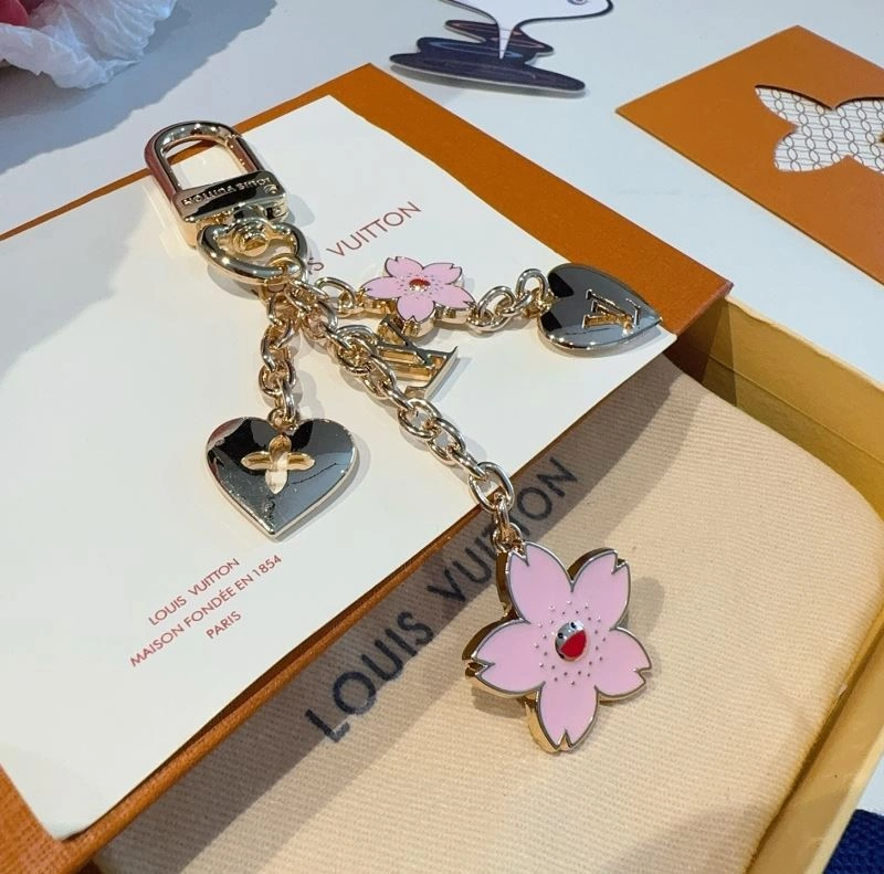 Neat Louis Vuitton Keychains 265996