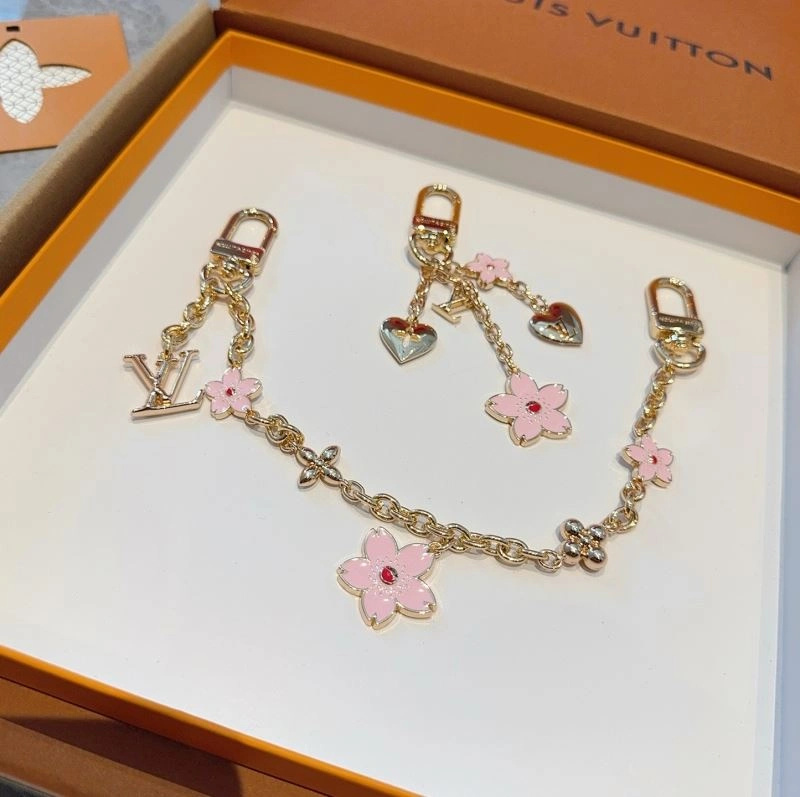 Neat Louis Vuitton Keychains 265996