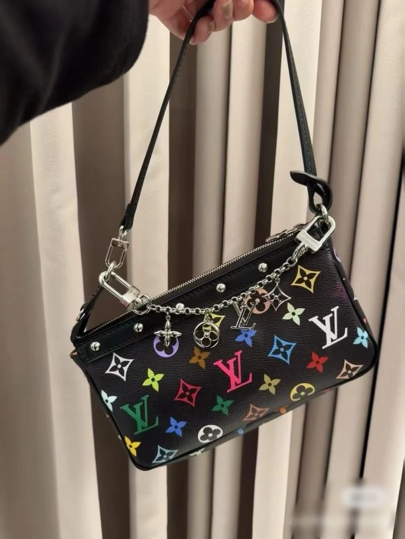 EasyCare Louis Vuitton Keychains 265990