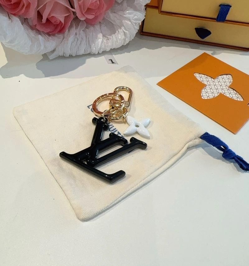 HighPerformance Louis Vuitton Keychains 265974