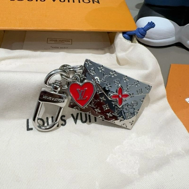 Casual Louis Vuitton Keychains 265958