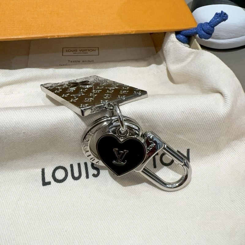 Comfortable Louis Vuitton Keychains 265968