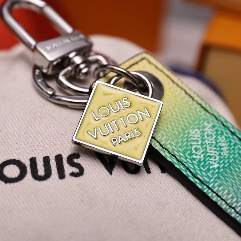 Louis Vuitton Keychains Premium 267347