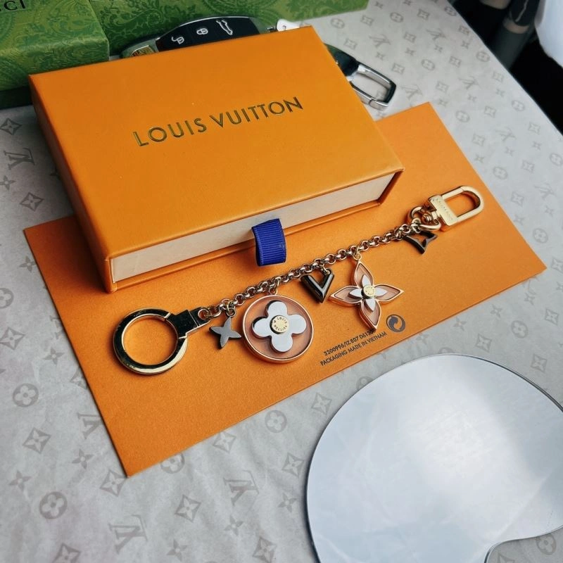 Louis Vuitton Keychains Trendy 267323