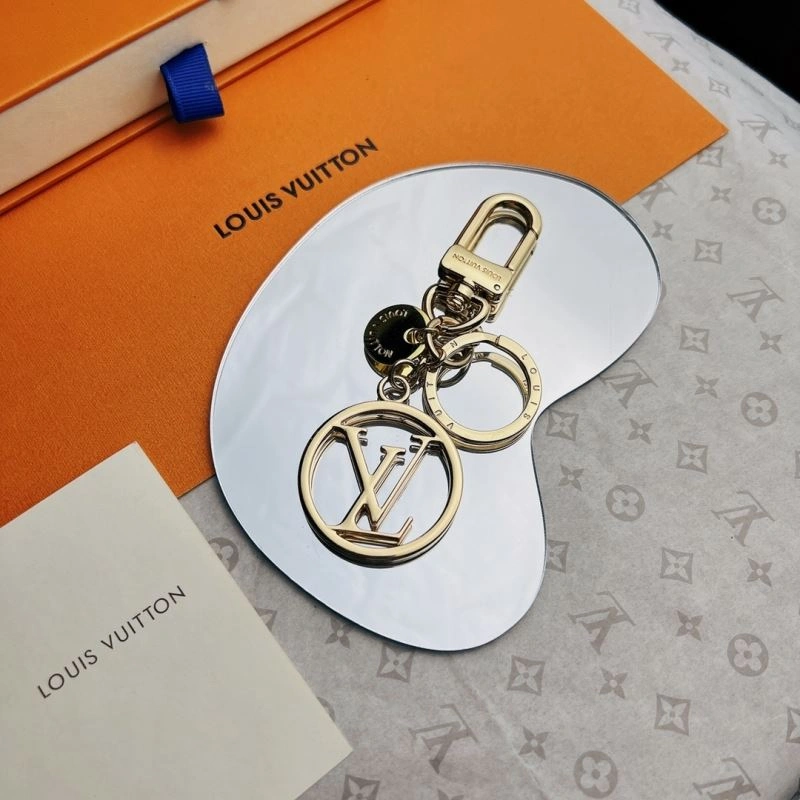Louis Vuitton Keychains Contemporary 267326