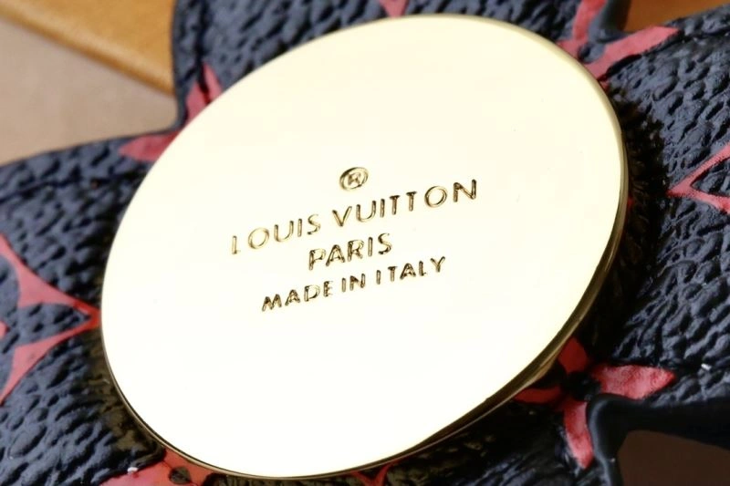 Louis Vuitton Keychains Unique 267337