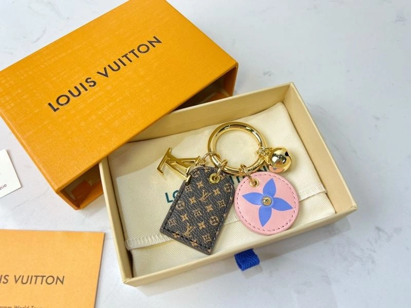 WrinkleFree Louis Vuitton Keychains 267319