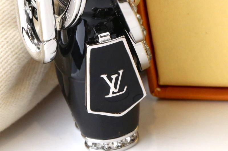 Snug Louis Vuitton Keychains 267281