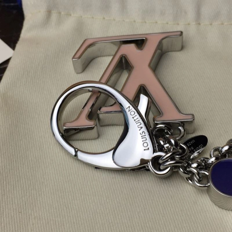 Louis Vuitton Keychains Effortless 267269