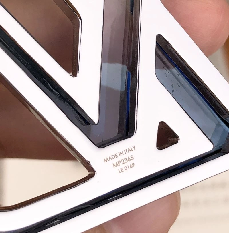 Popular Louis Vuitton Keychains 267234