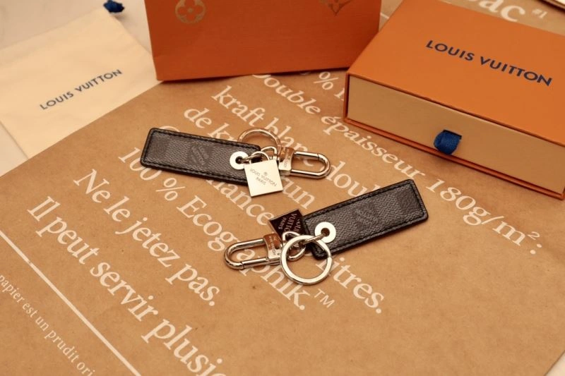 MultiPurpose Louis Vuitton Keychains 267261