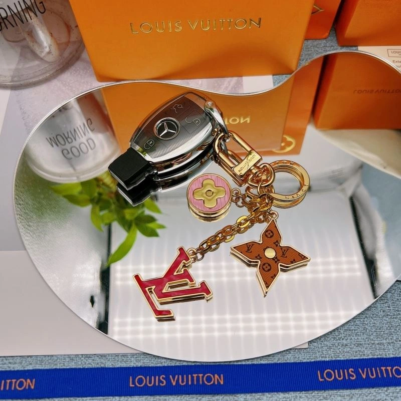 Affordable Louis Vuitton Keychains 267242