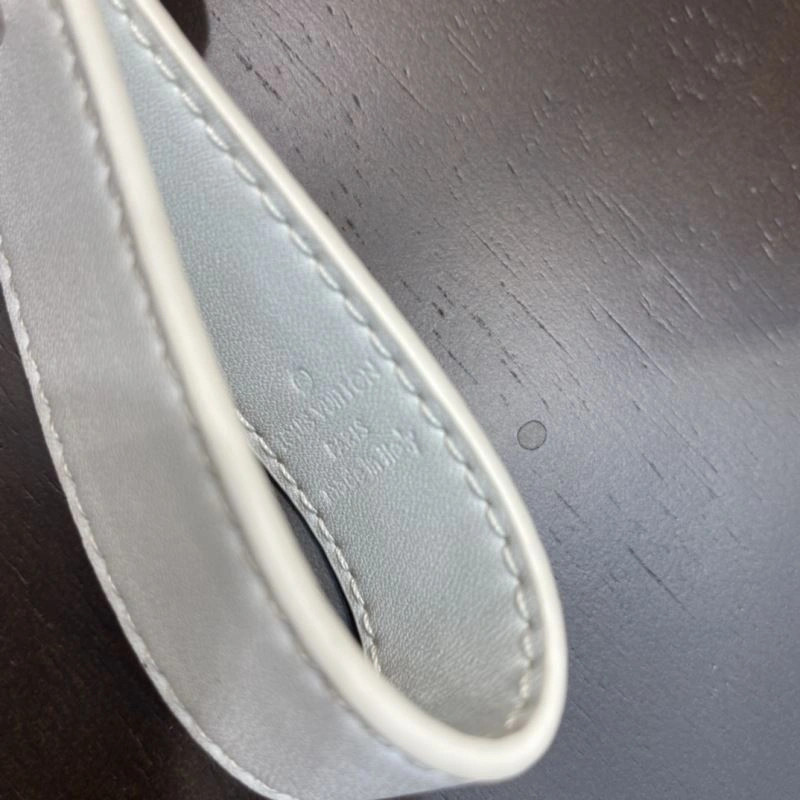 Louis Vuitton Keychains ComfortFit 267238