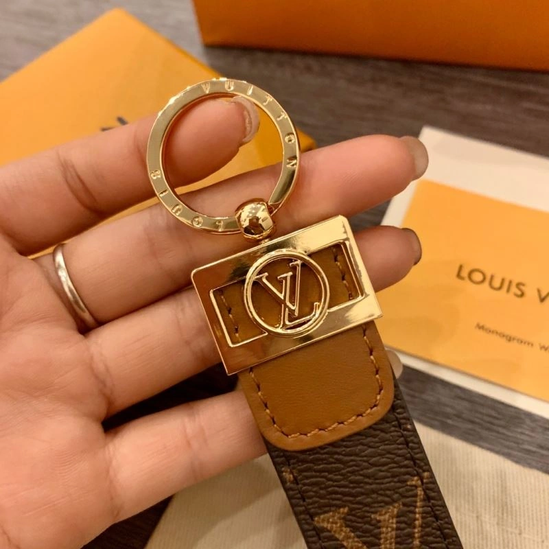 Snug Louis Vuitton Keychains 267206