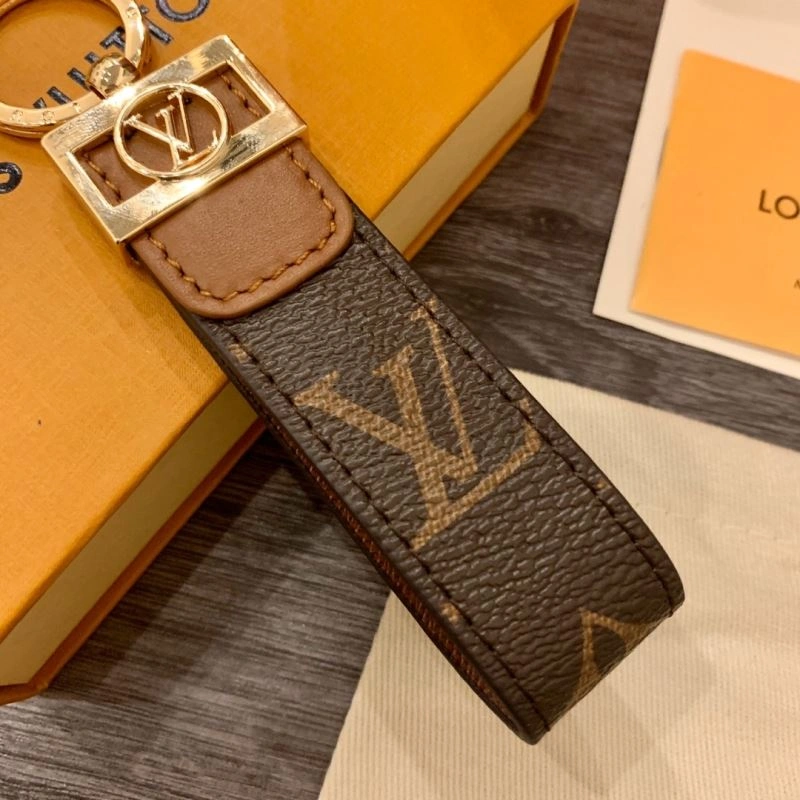 Snug Louis Vuitton Keychains 267206