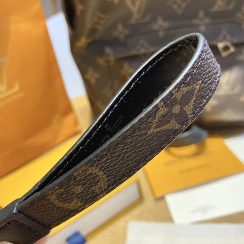 Louis Vuitton Keychains Bold 267211