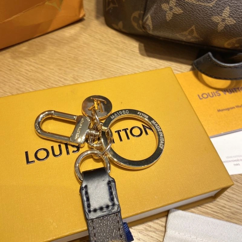 Louis Vuitton Keychains Bold 267211