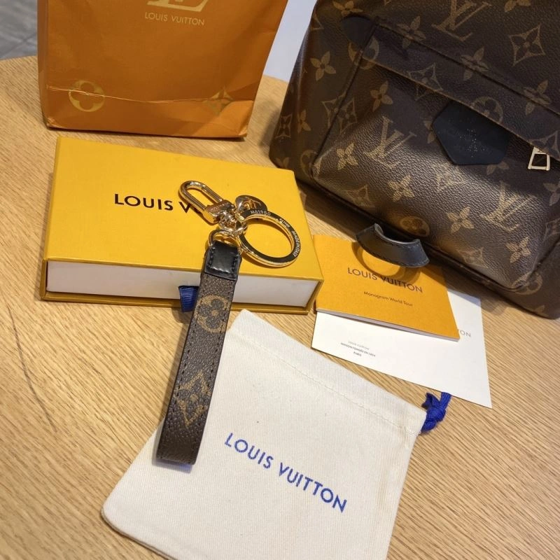 Louis Vuitton Keychains Bold 267211