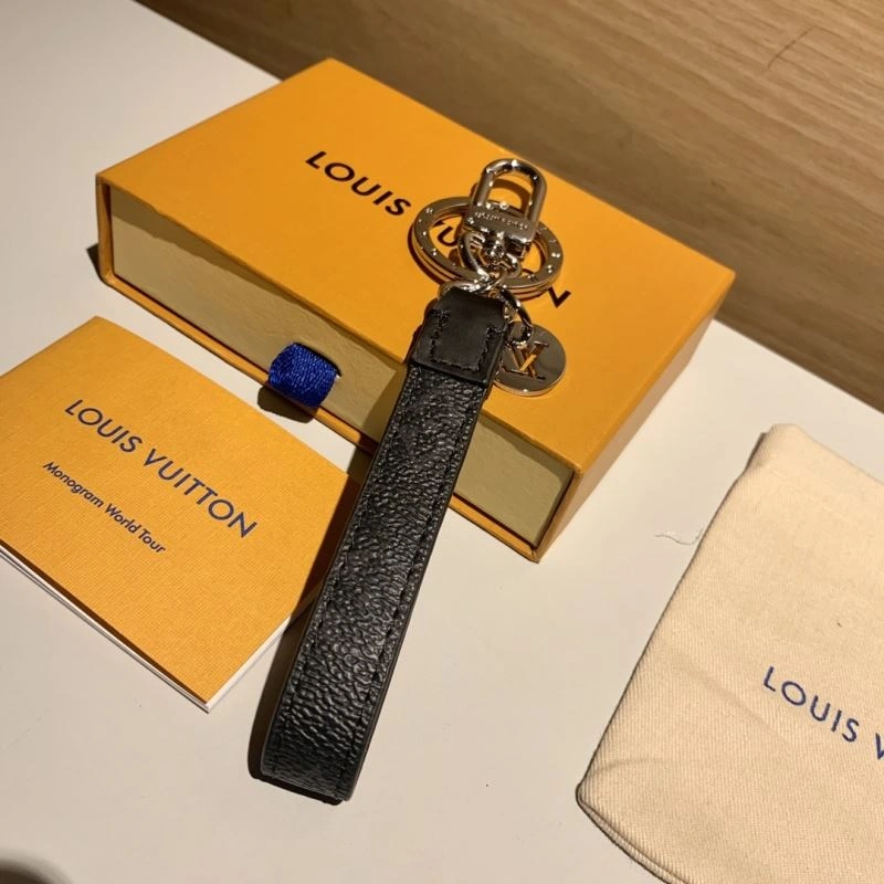 Louis Vuitton Keychains Elegant 267198