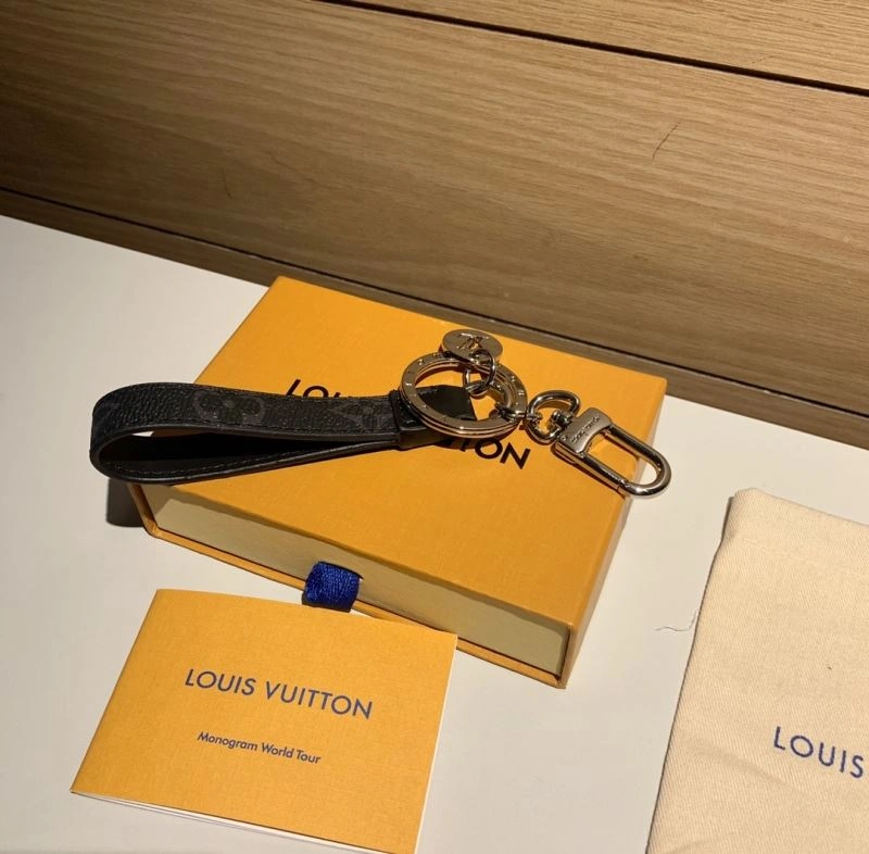 Louis Vuitton Keychains Elegant 267198
