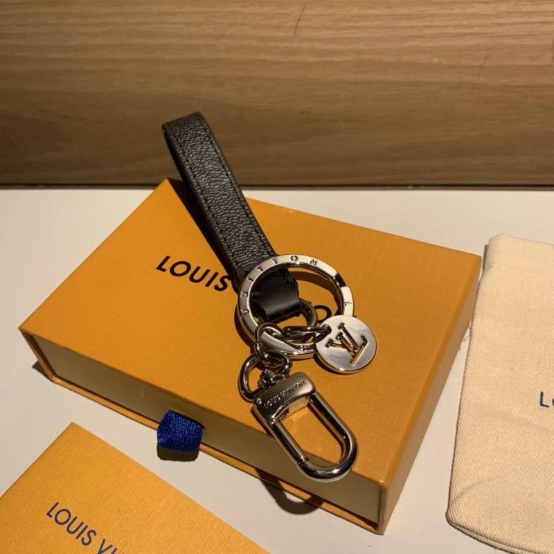 Louis Vuitton Keychains Elegant 267198
