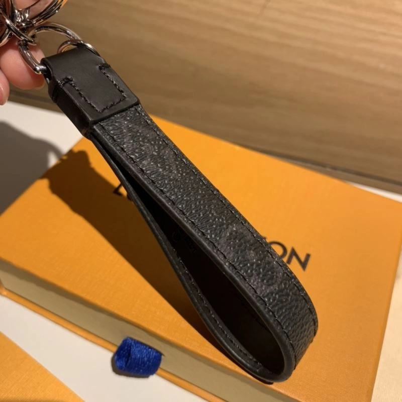 Louis Vuitton Keychains Elegant 267198