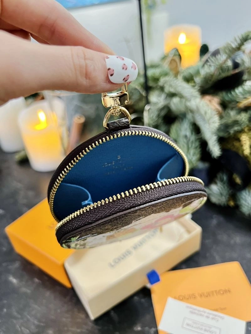 Louis Vuitton Keychains Resilient 267190