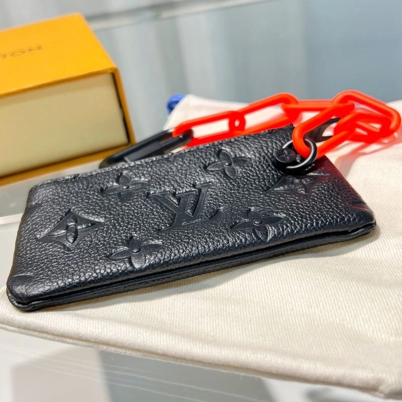 Louis Vuitton Keychains Premium 267200