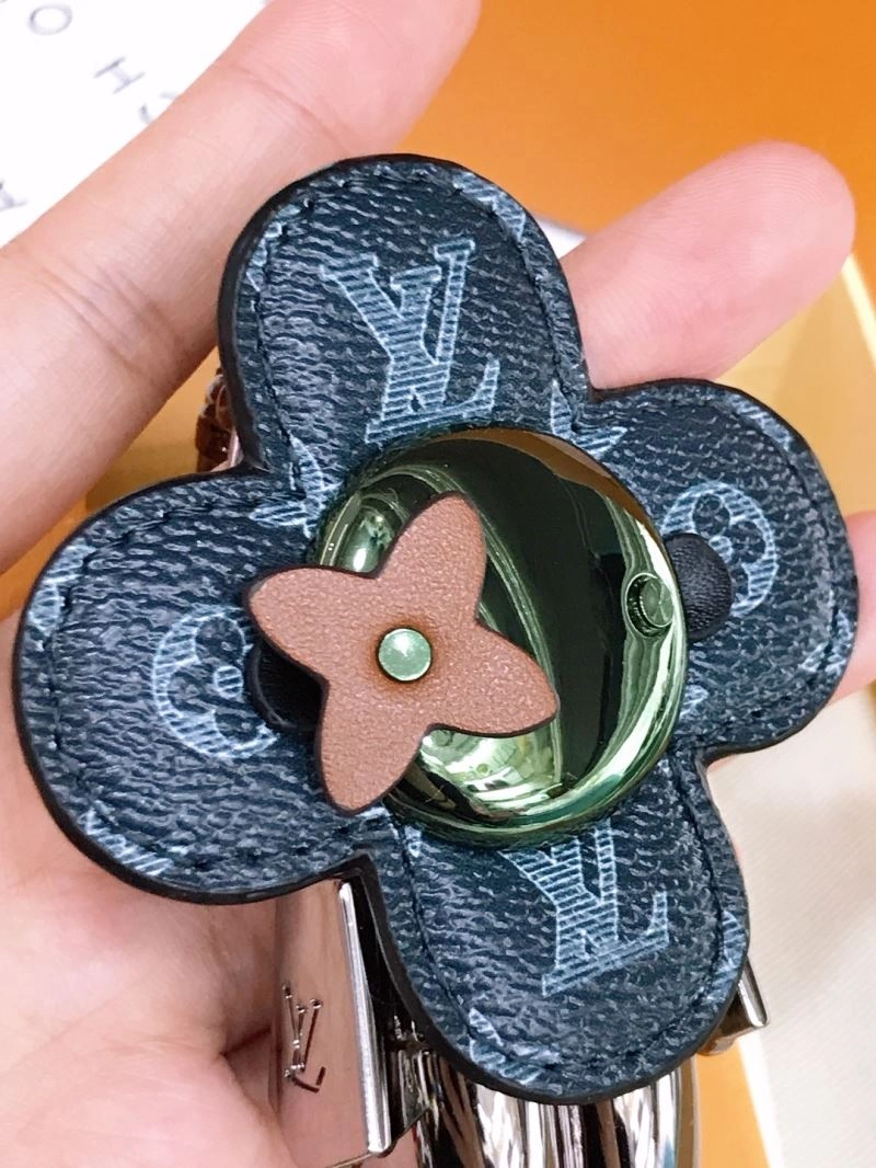 Louis Vuitton Keychains Soft 267195
