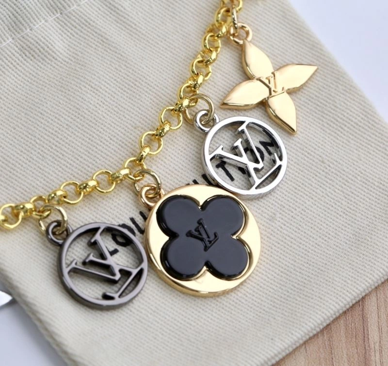 Louis Vuitton Keychains Minimalist 267189
