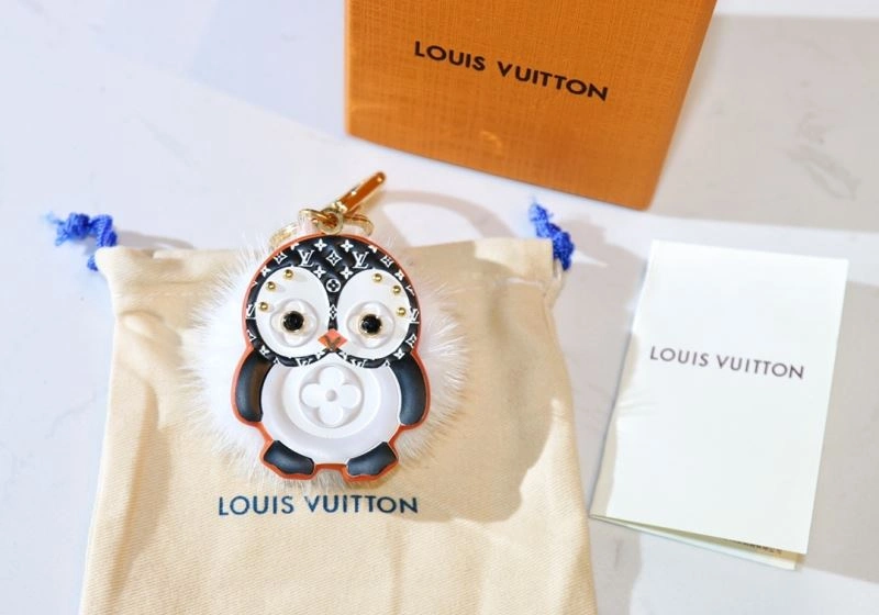 Louis Vuitton Keychains SmoothTexture 267183