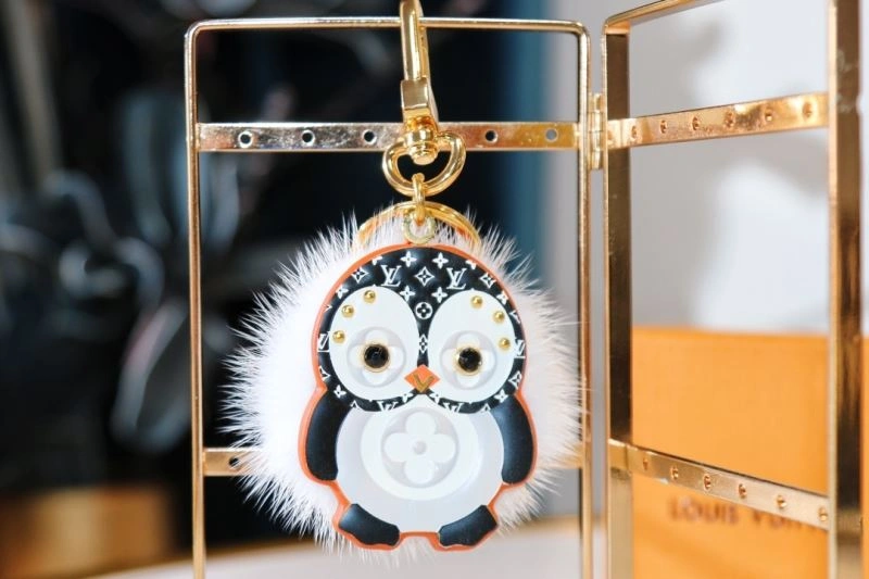 Louis Vuitton Keychains SmoothTexture 267183