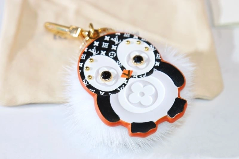 Louis Vuitton Keychains SmoothTexture 267183