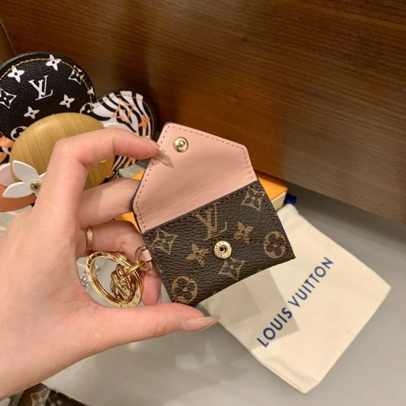 EyeCatching Louis Vuitton Keychains 267155