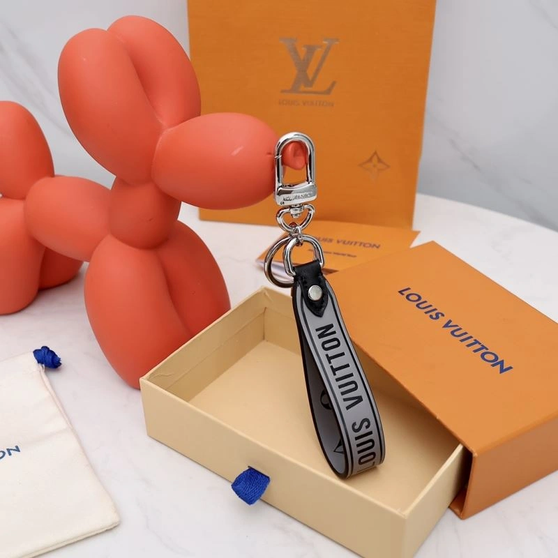 Louis Vuitton Keychains StreetReady 267170